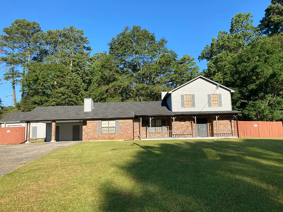 403 River Brook Ct #403
