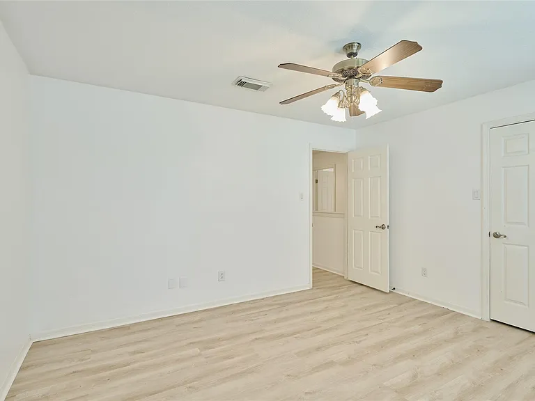 188 N Golden Arrow Cir — Photo 19
