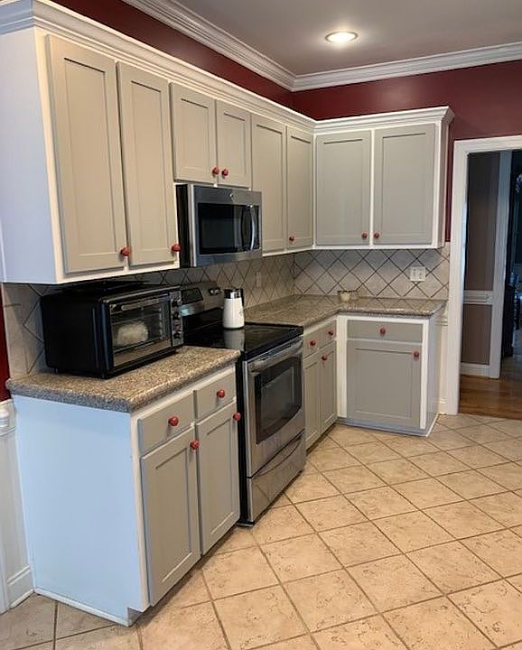 1st image of 423 Congaree Rd