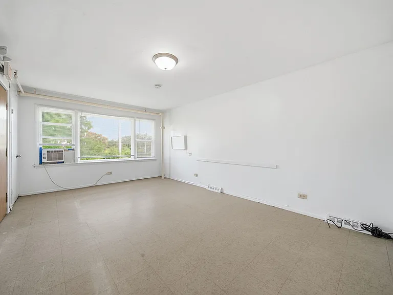 16048 Halsted St #2 — Photo 4
