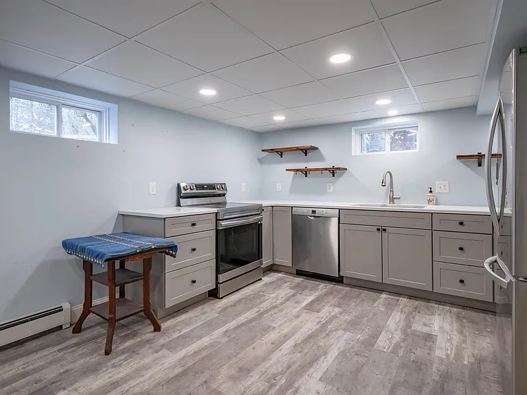 133 Raymond Rd #3 — Photo 1