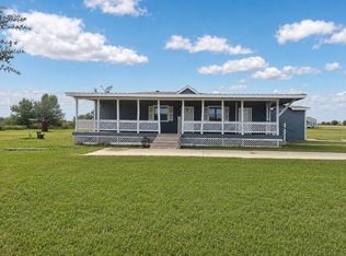 154 New Trl, Elgin, TX 78621