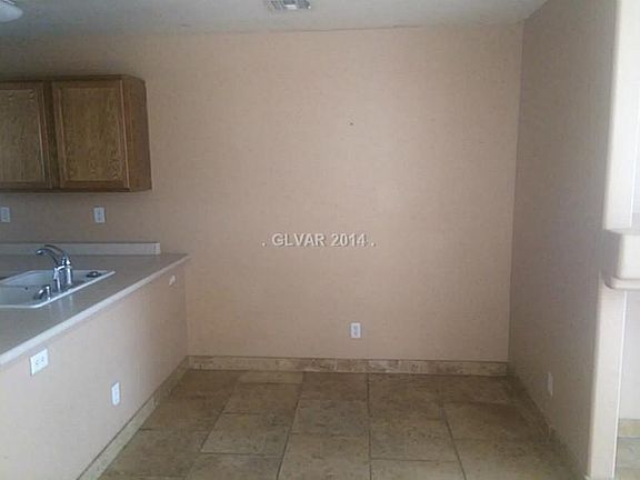 3rd image of 10311 Tranquil Breeze St