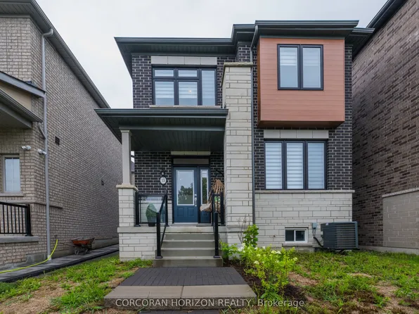 15 Mountainside Cres, Whitby, ON L1R 0P5