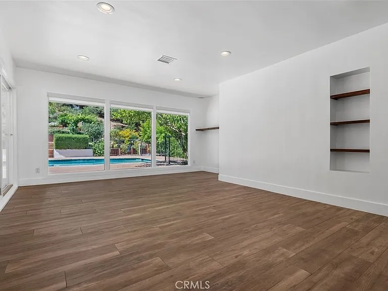 3813 Eddingham Ave — Photo 7