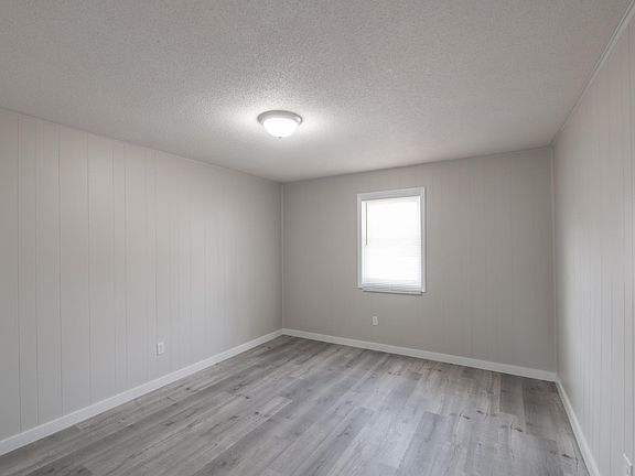 2nd image of 514 Cascade Ave #A
