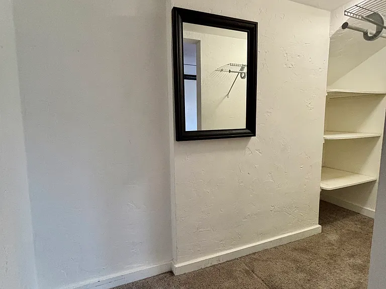Walk-in closet shelving