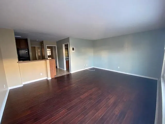 Building Photo - 5722 Riley St #2