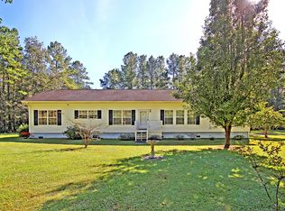 725 Lonesome Ln, Ridgeville, SC 29472