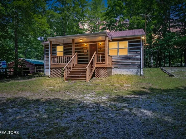 506 Spruce Creek Dr, Jamestown, TN 38556