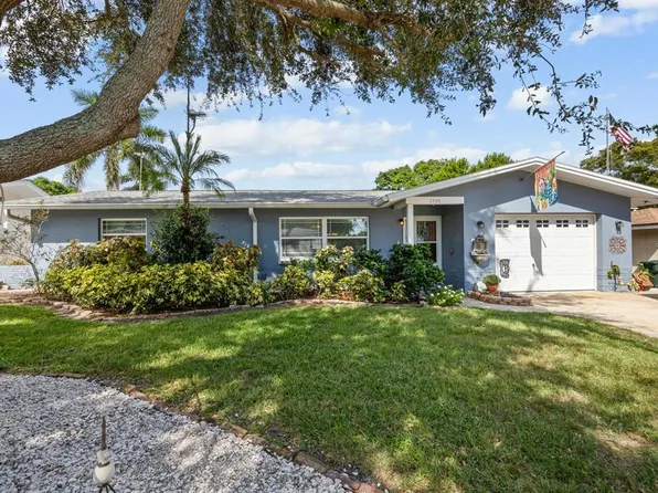 1735 Northview Rd, Largo, FL 33770