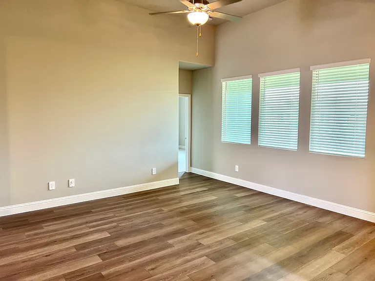 1411 Winters Way — Photo 6
