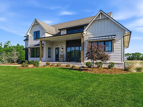 2nd image of 200 Cedar Ranch Ct