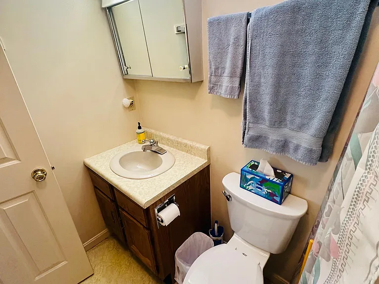 105 E Grand Ave #3 — Photo 10