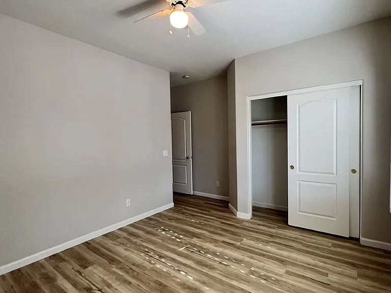 495 N Bluejay Dr — Photo 42