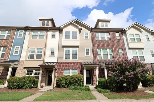 1428 Providence Green Ln Photo 1