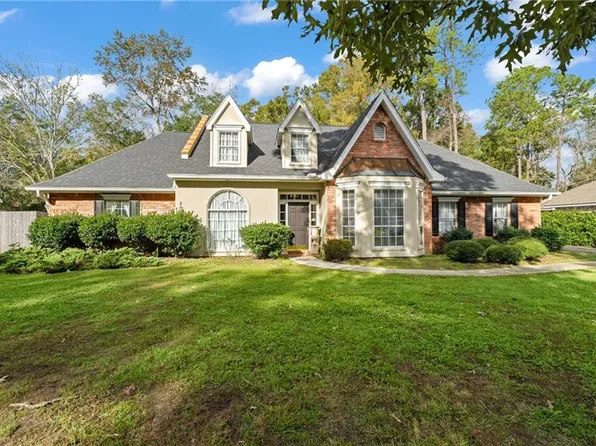 126 Blue Heron Dr, Mandeville, LA 70471