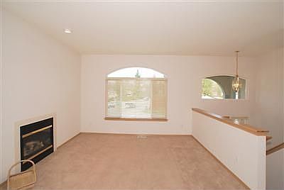 Living room w/ gas fireplace