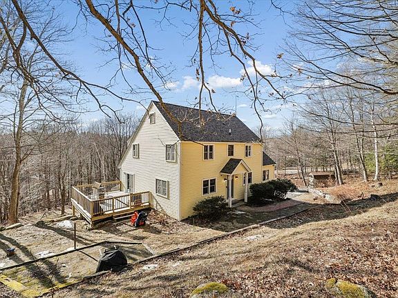 5th image of 227 Joe English Road Unit A