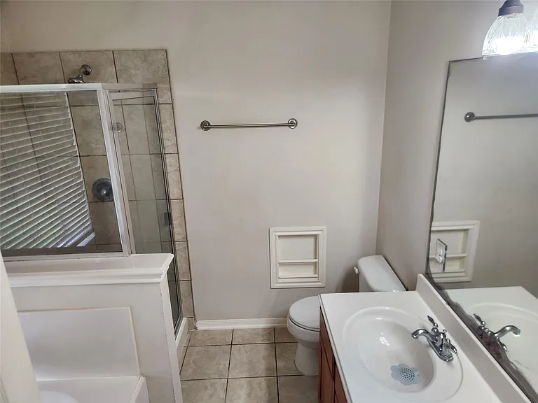 2 Signal Hill Dr — Photo 16