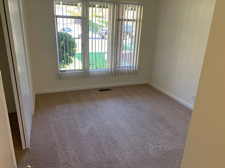 35 Wandel Dr — Photo 12