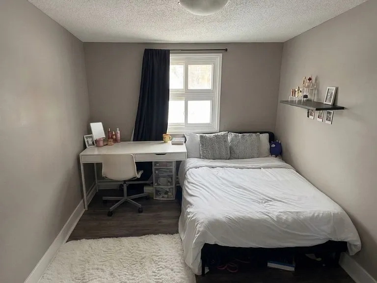 535 McLeod St #2 — Photo 5