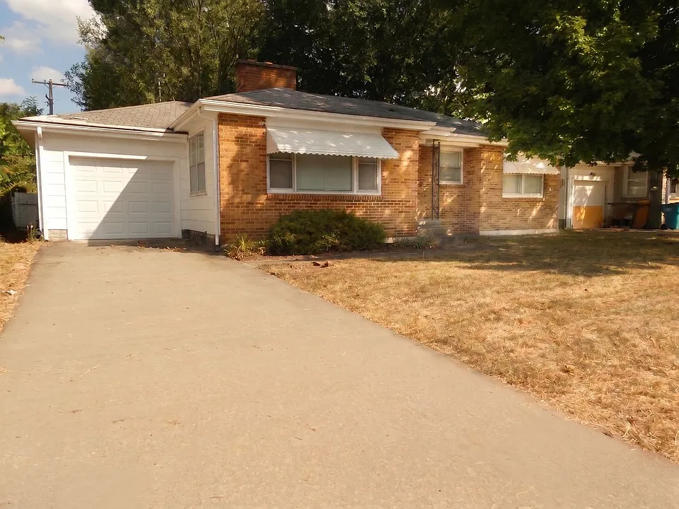 1912 S Fremont Ave