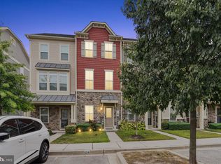 624 Ravenwood Dr, Glen Burnie, MD 21060