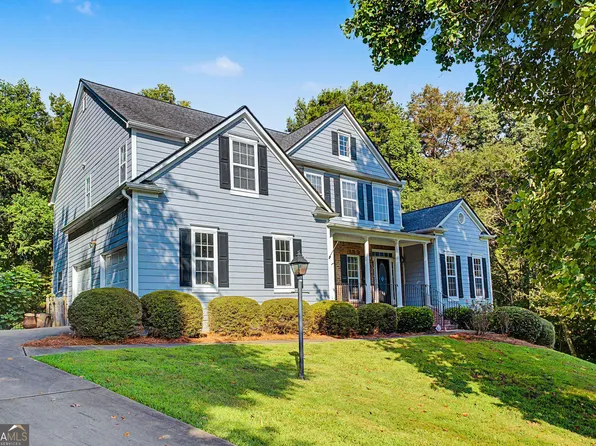 1702 Imperial Ct, Hoschton, GA 30548