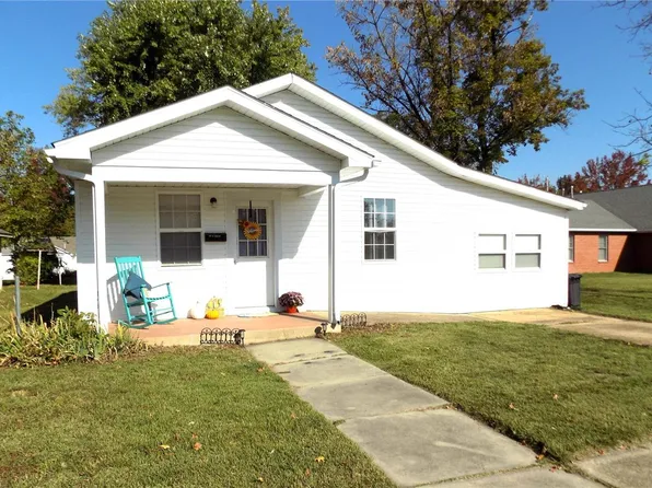 309 E Johnson St, Saint James, MO 65559