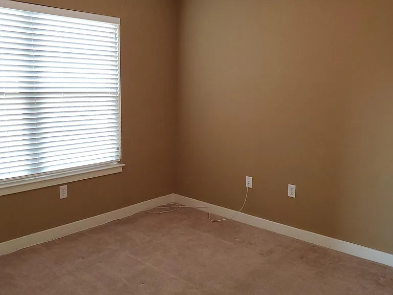 2820 Lake Ave — Photo 18