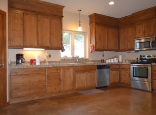 305 Meider Ln, Yorktown, TX 78164