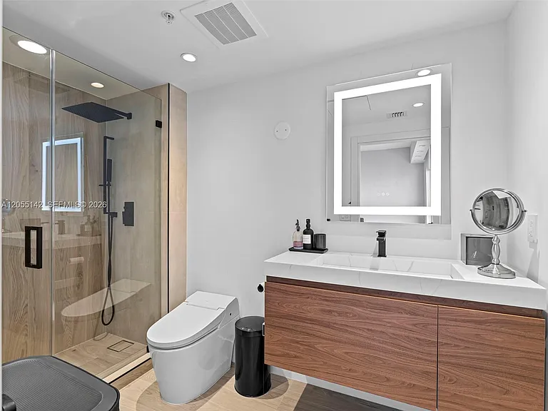 19400 Turnberry Way #1911 — Photo 33