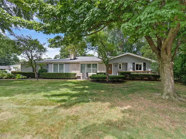 2595 Sand Run Pkwy, Akron, OH 44333