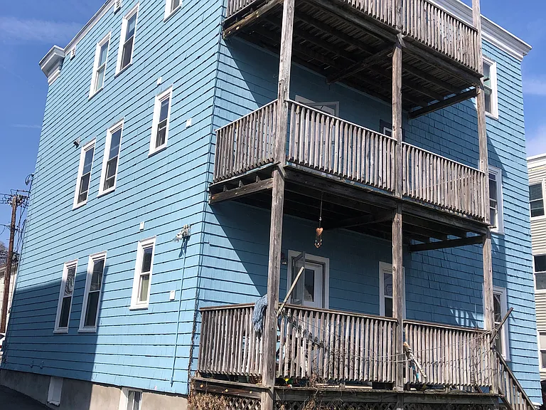 87 Beech St #3 — Photo 16