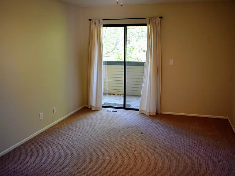 3290 Rockview Pl #6 — Photo 9