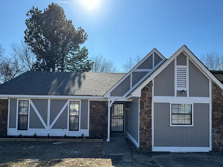 5711 Maple Tree Dr — Photo 1