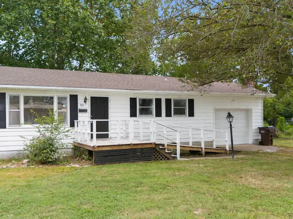 303 E Main St, Crothersville, IN 47229