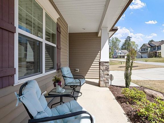 3rd image of 1204 Poplar Stone Dr