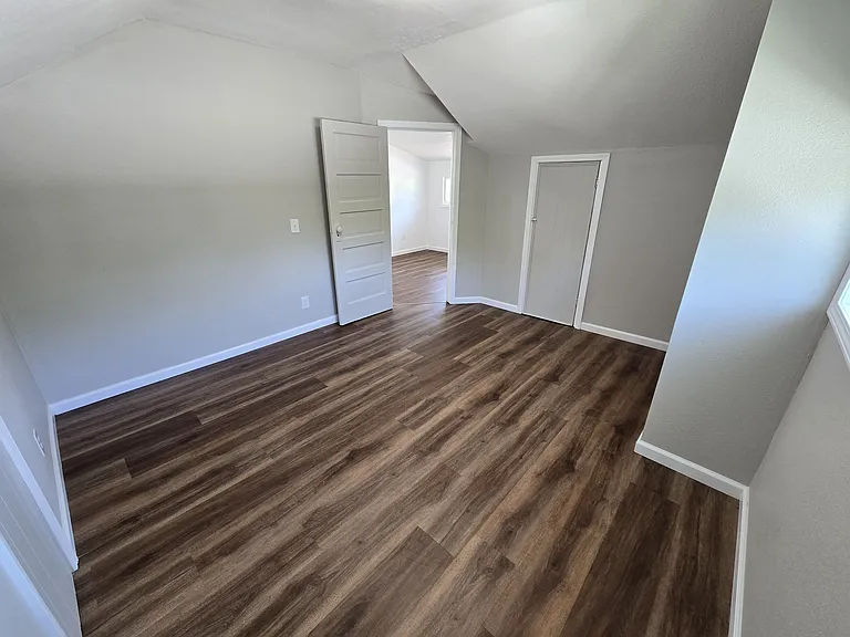 3532 Fullerton Ave — Photo 58