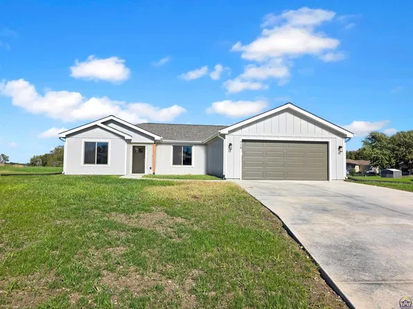 716 Teresa Ct, Carbondale, KS 66604
