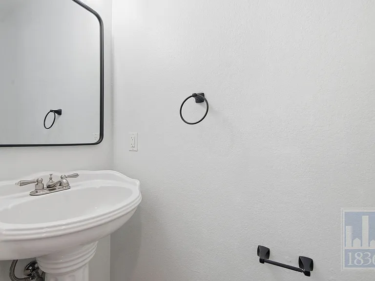 4428 Campo Verde Dr — Photo 12