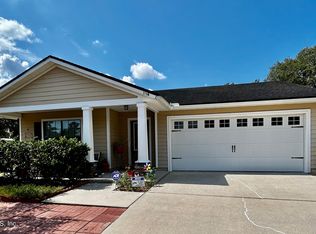 2134 Lake Dr, Jacksonville, FL 32246