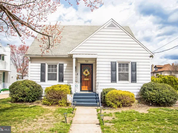 721 Susquehanna Ave, Wyoming, PA 18644