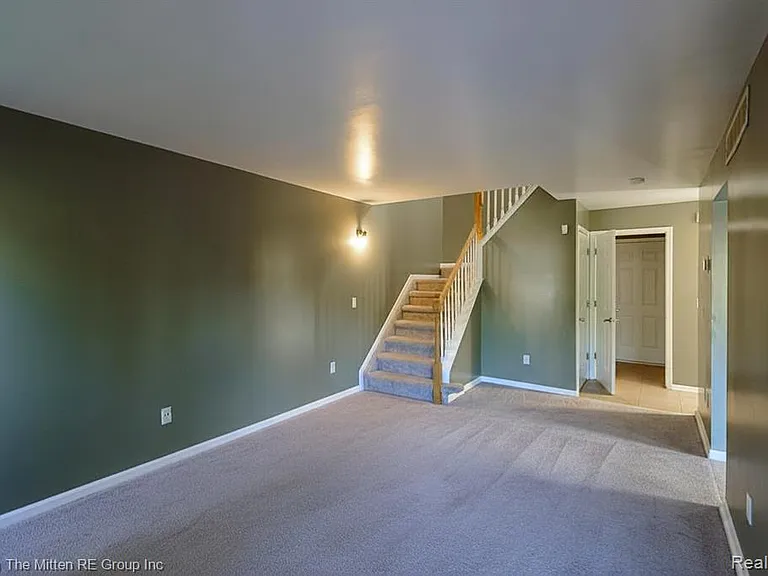 8691 Ironwood Dr — Photo 4