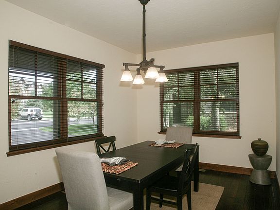 3rd image of 3223 Montgomerie Cir