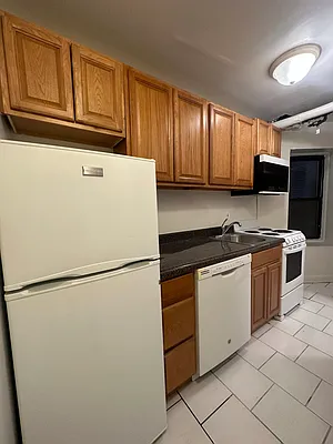 Rented by Peter R. Hungerford, LREB | media 1