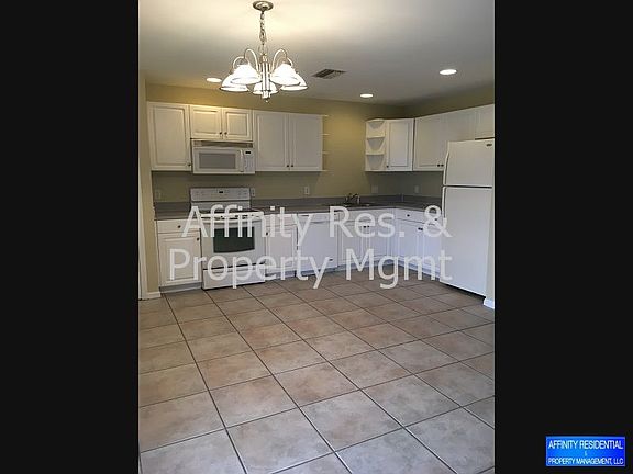 3rd image of 2419 Vernon Ave S