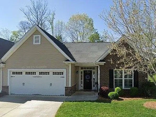 346 Shallowford Reserve Dr, Lewisville, NC 27023