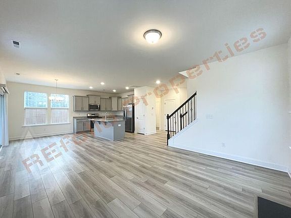 5th image of 3201 Ginger Hill Ln